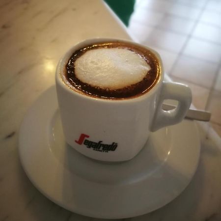 Mediterraneo Bed & Breakfast 阿纳卡普里 外观 照片