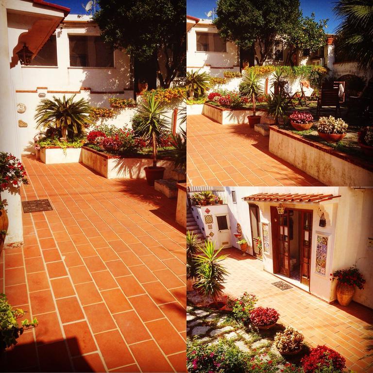 Mediterraneo Bed & Breakfast 阿纳卡普里 外观 照片