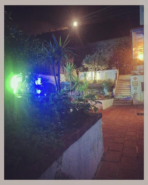 Mediterraneo Bed & Breakfast 阿纳卡普里 外观 照片