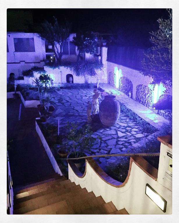 Mediterraneo Bed & Breakfast 阿纳卡普里 外观 照片