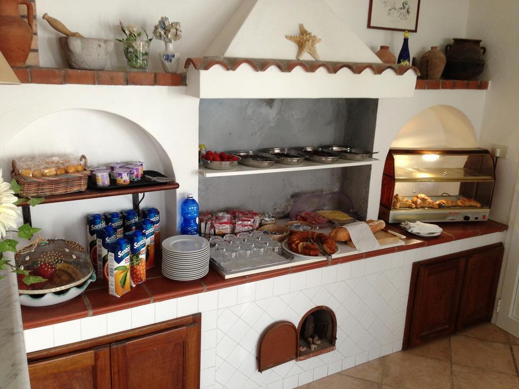 Mediterraneo Bed & Breakfast 阿纳卡普里 外观 照片
