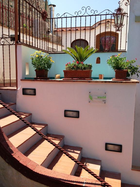 Mediterraneo Bed & Breakfast 阿纳卡普里 外观 照片