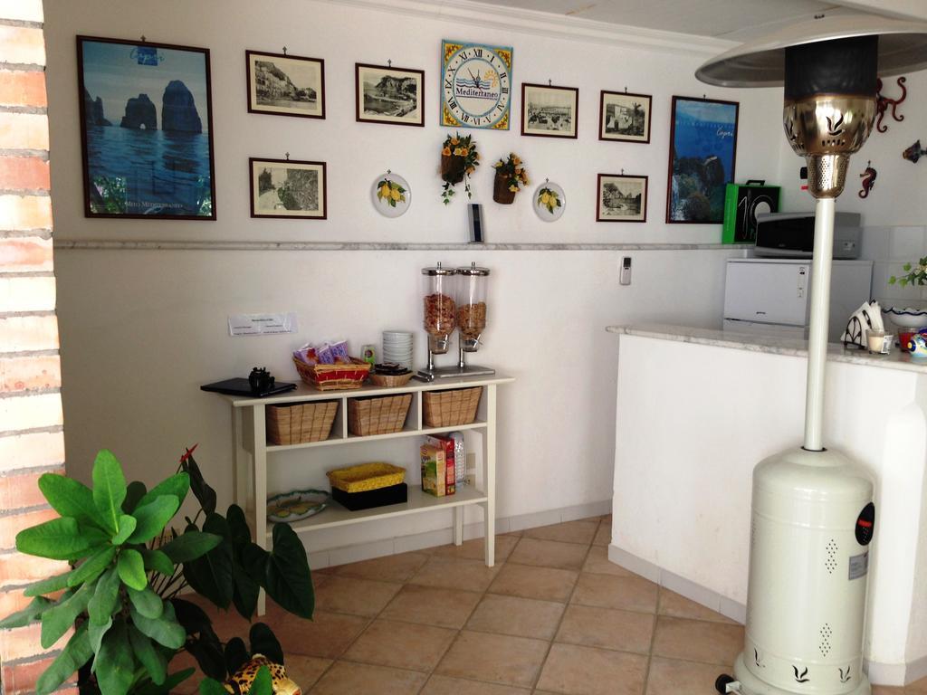 Mediterraneo Bed & Breakfast 阿纳卡普里 外观 照片
